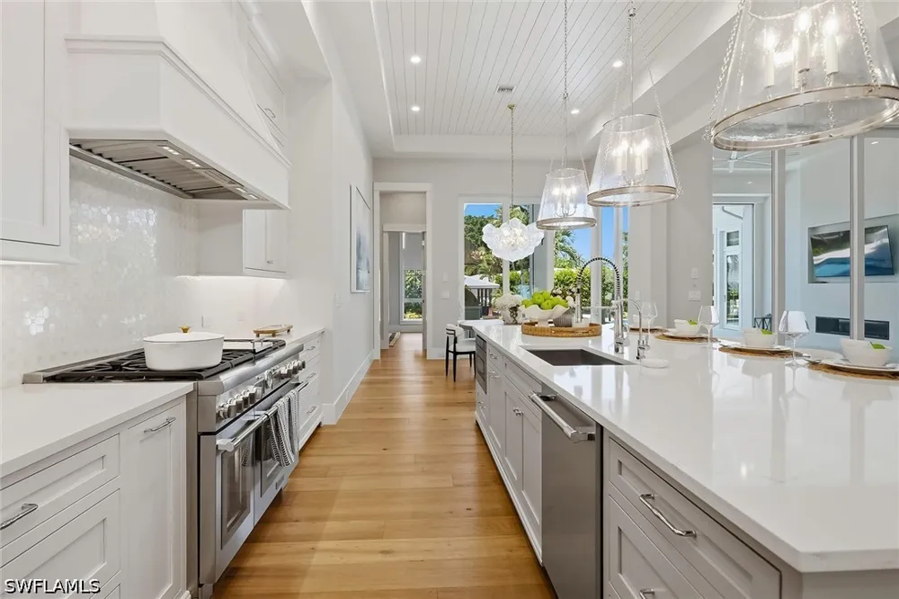 Tarpon Road Naples, FL 34102
