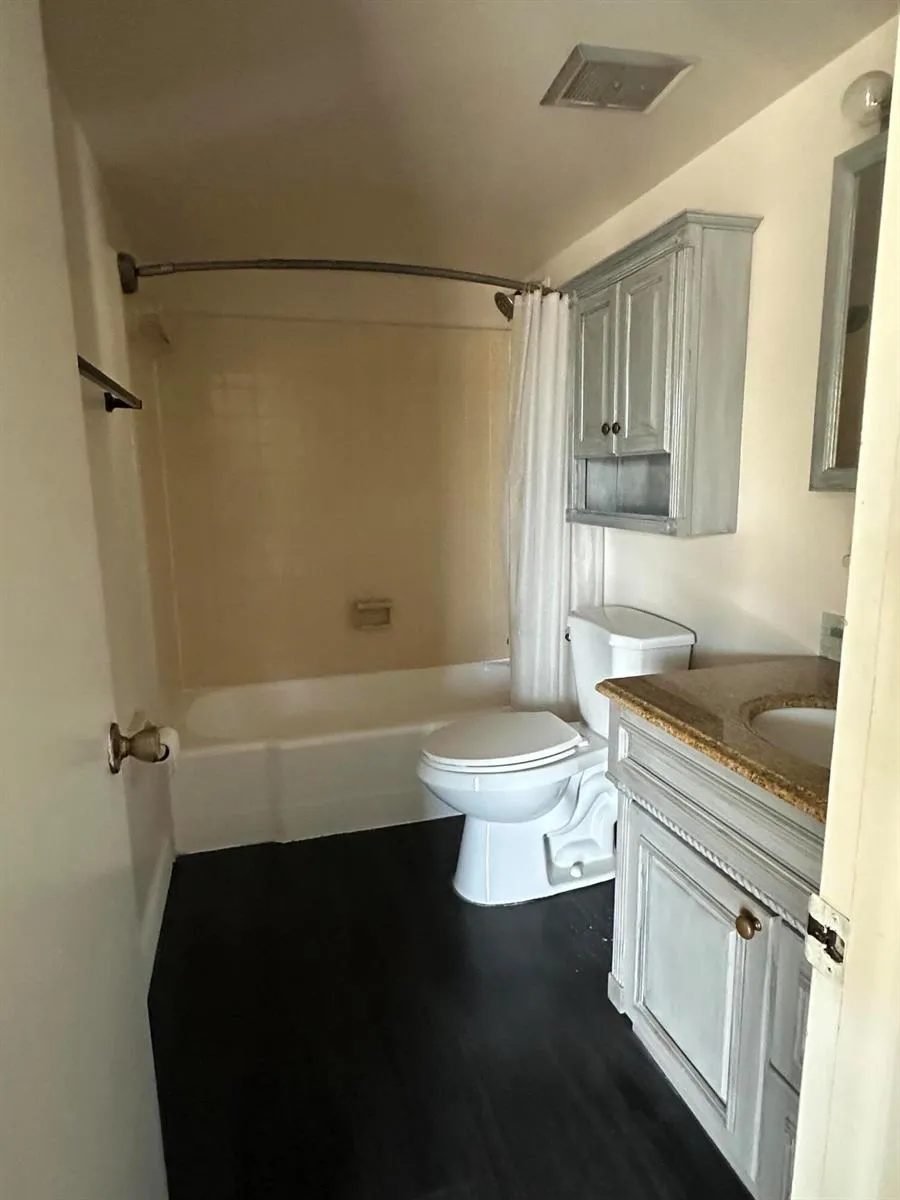 809 Hummingbird Way #5C North Palm Beach, FL 33408