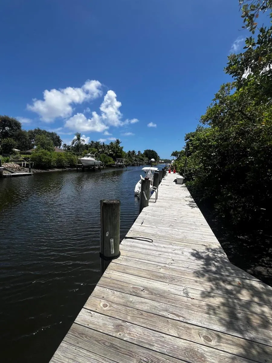 809 Hummingbird Way #5C North Palm Beach, FL 33408