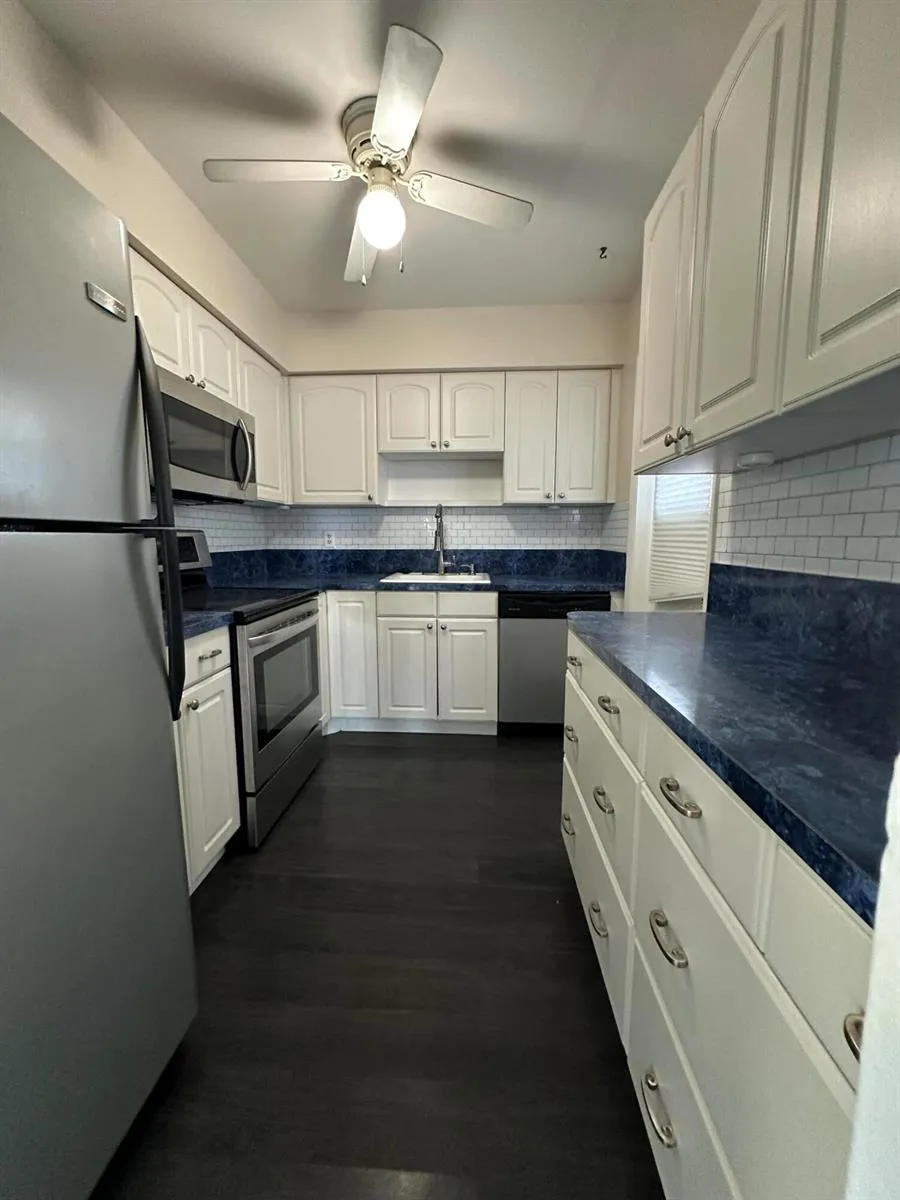 809 Hummingbird Way #5C North Palm Beach, FL 33408