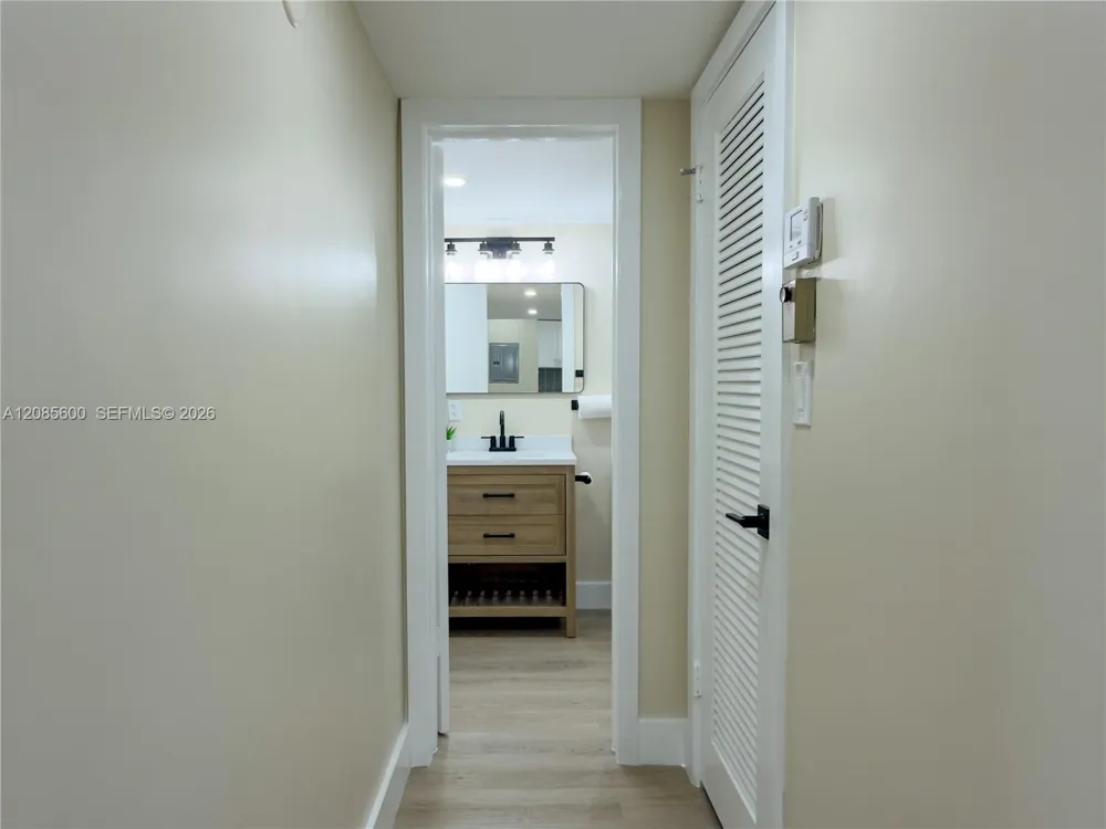 2949 Point East Dr #B304 Aventura, FL 33160