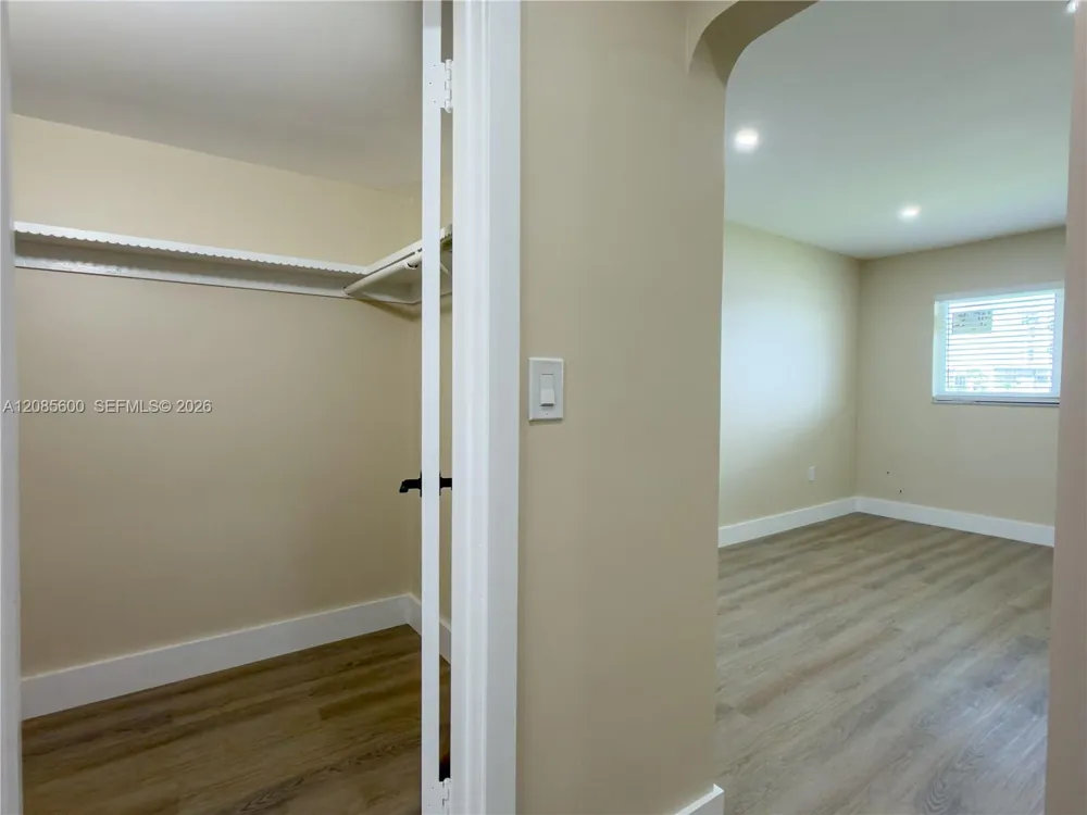 2949 Point East Dr #B304 Aventura, FL 33160