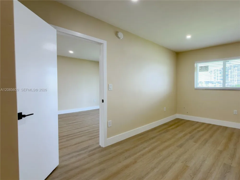 2949 Point East Dr #B304 Aventura, FL 33160
