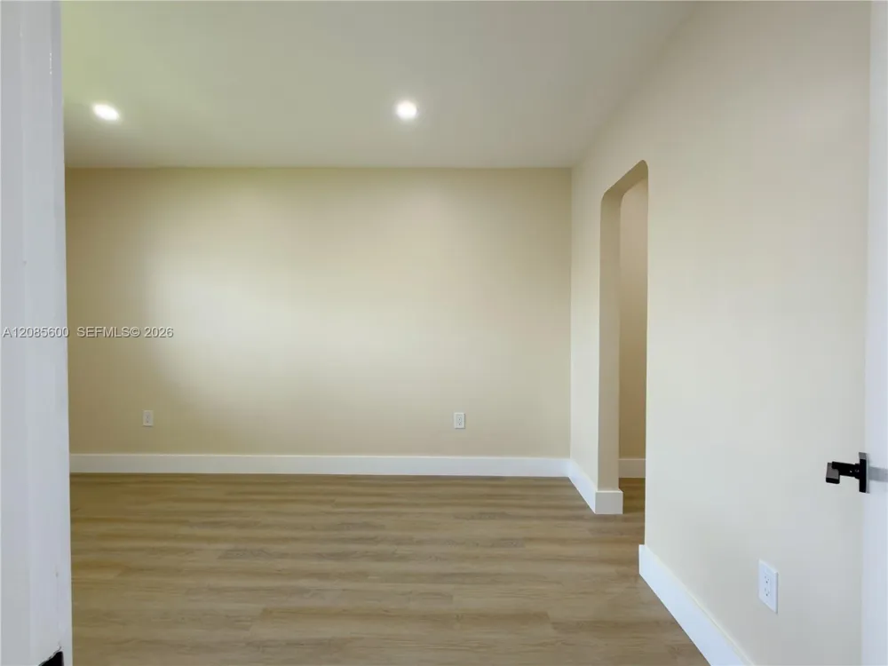 2949 Point East Dr #B304 Aventura, FL 33160