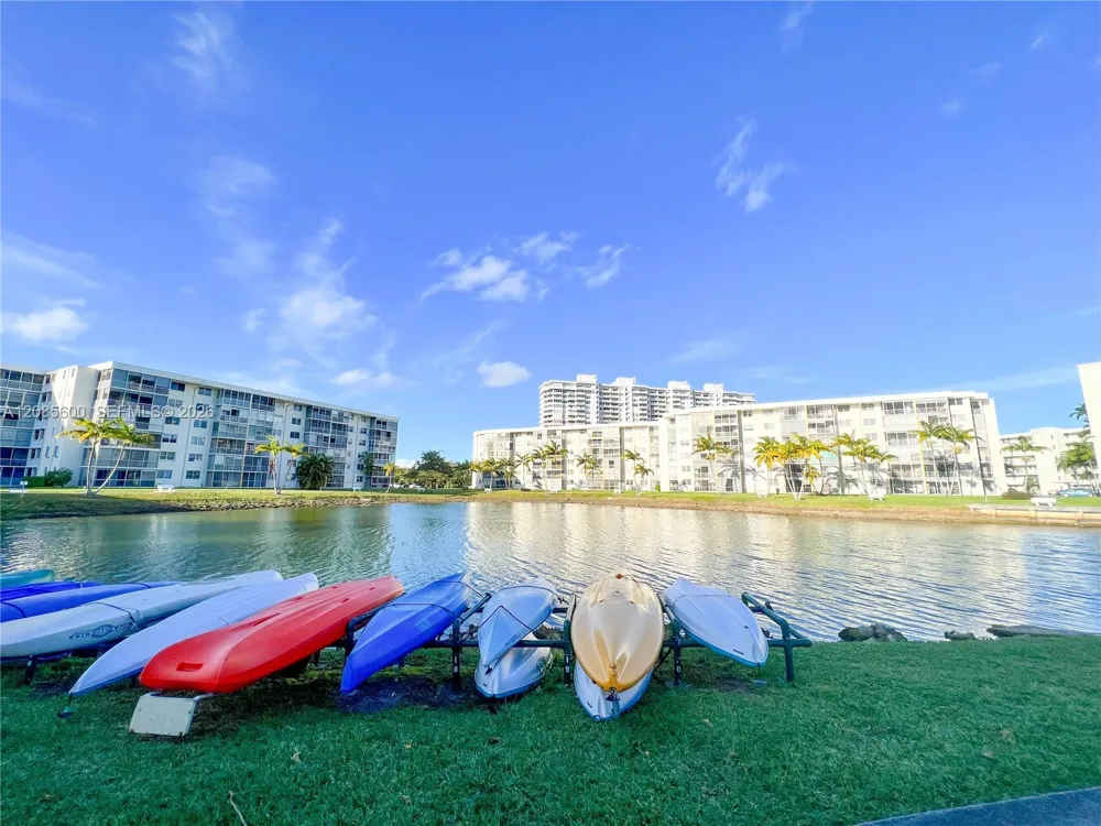 2949 Point East Dr #B304 Aventura, FL 33160