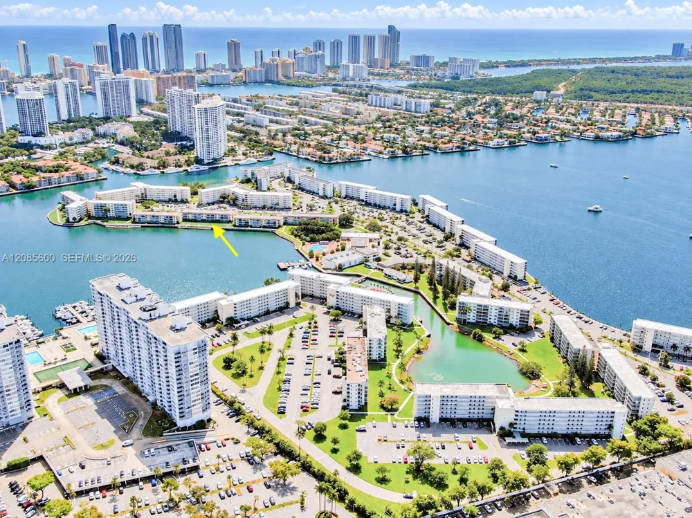 2949 Point East Dr #B304 Aventura, FL 33160