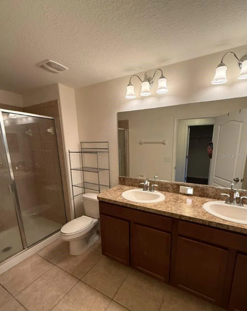 2807 LANTERN HILL AVENUE Brandon, FL 33511