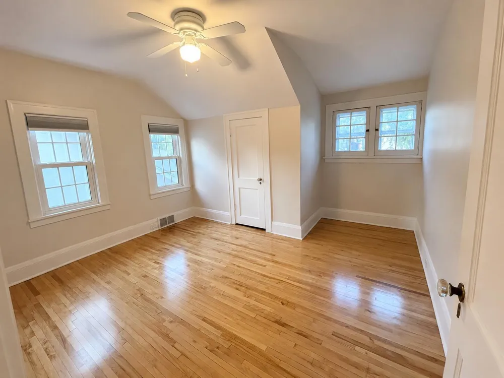 4736 30th Avenue S Minneapolis, MN 55406