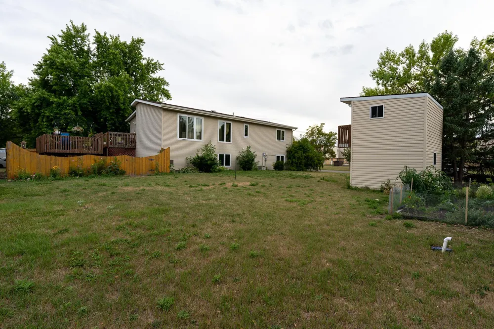 202 11th Avenue E West Fargo, ND 58078