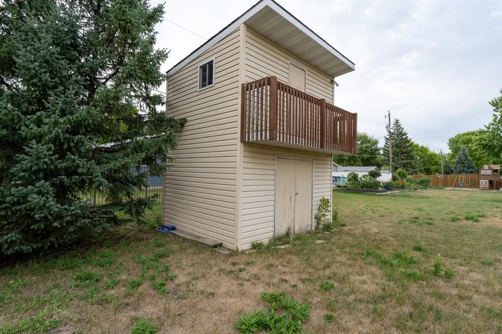 202 11th Avenue E West Fargo, ND 58078