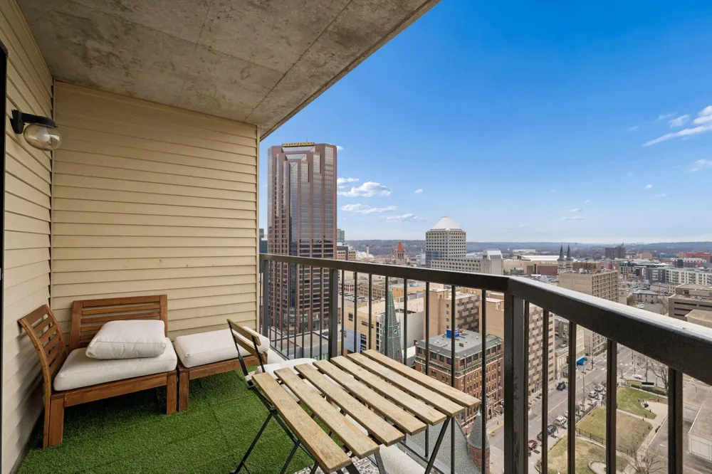 78 10th Street E #2408 Saint Paul, MN 55101