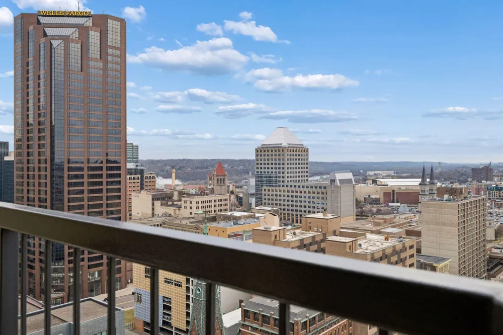 78 10th Street E #2408 Saint Paul, MN 55101