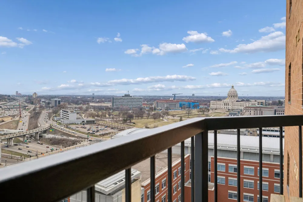 78 10th Street E #2408 Saint Paul, MN 55101