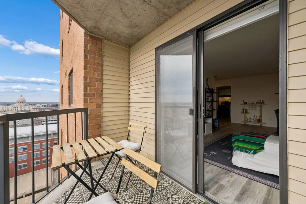 78 10th Street E #2408 Saint Paul, MN 55101