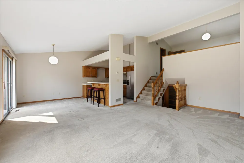 5758 Heather Ridge Drive Shoreview, MN 55126