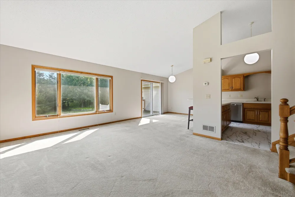 5758 Heather Ridge Drive Shoreview, MN 55126