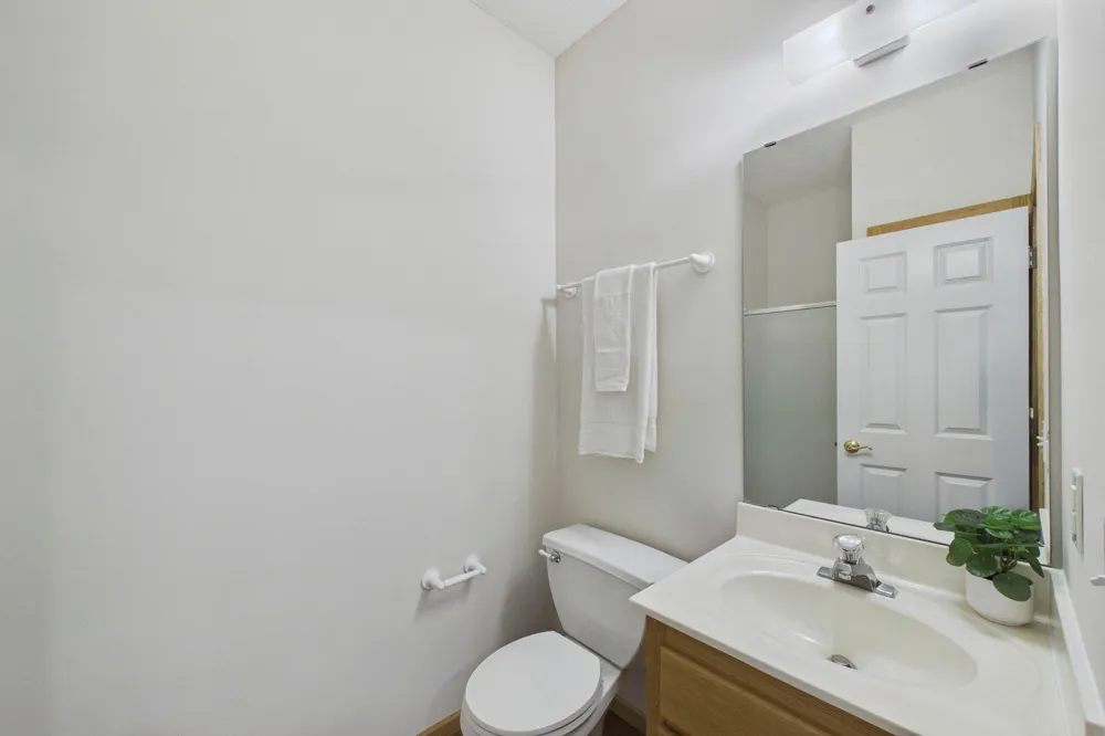 710 Gilfillan Lane White Bear, MN 55127