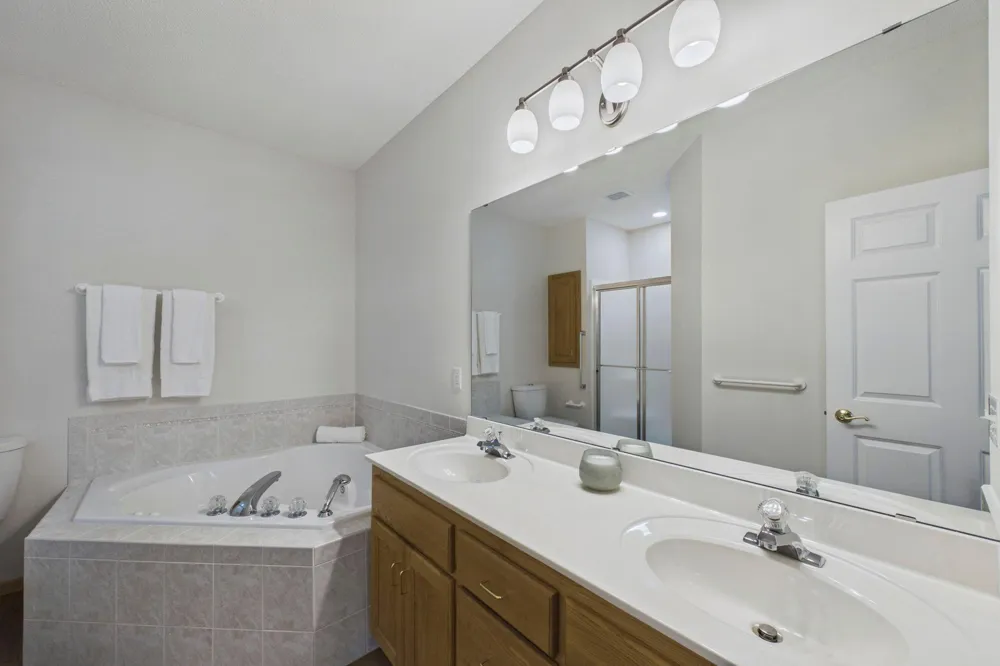 710 Gilfillan Lane White Bear, MN 55127