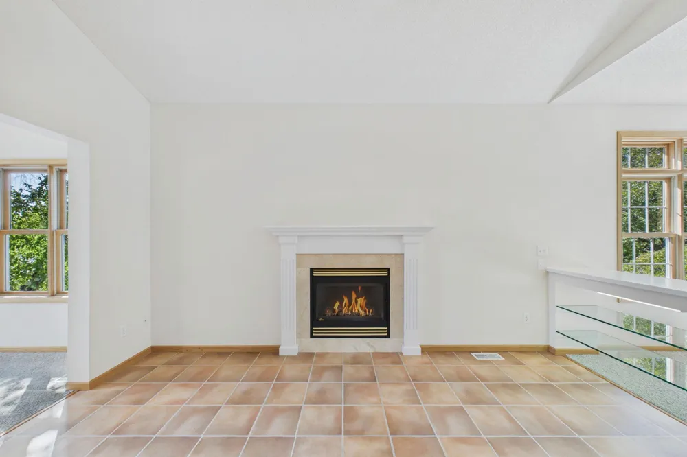 710 Gilfillan Lane White Bear, MN 55127