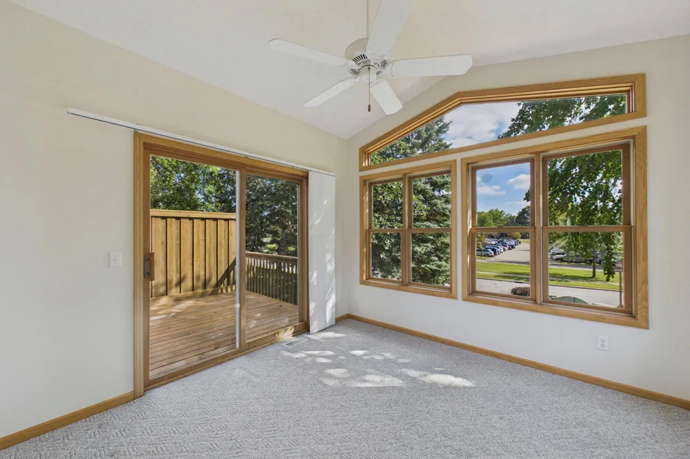 710 Gilfillan Lane White Bear, MN 55127