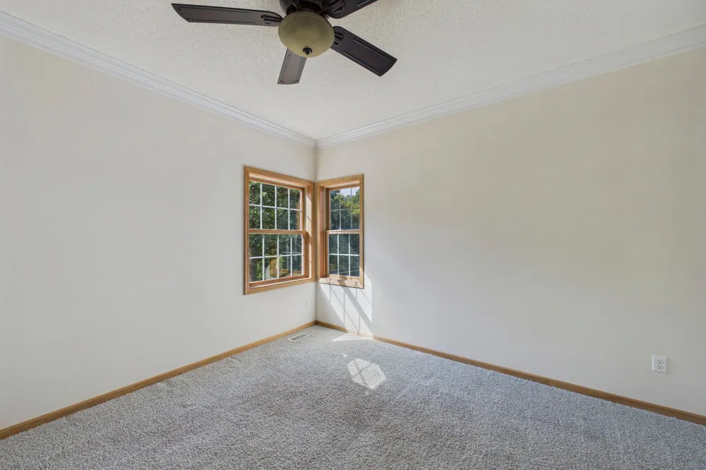 710 Gilfillan Lane White Bear, MN 55127