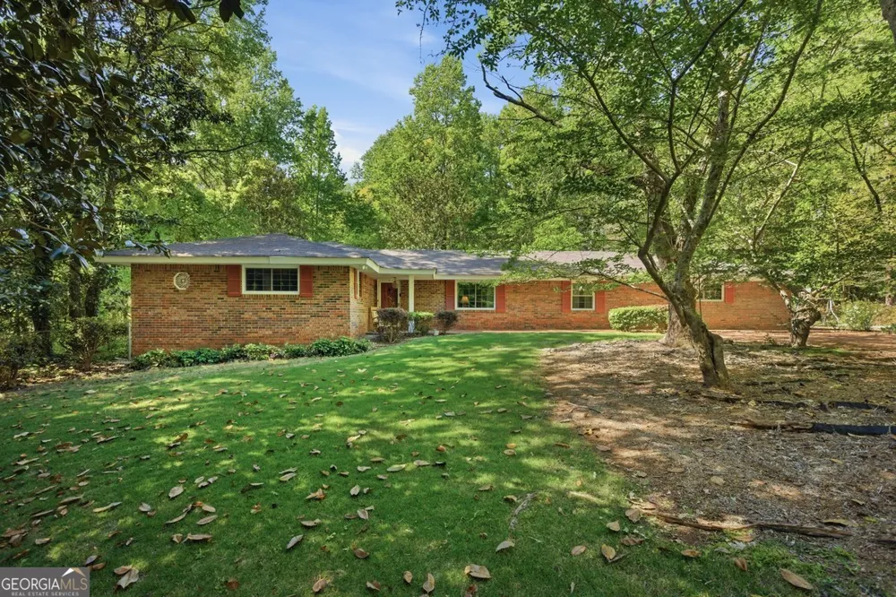 2907 Glad Dale DR SE Conyers, GA 30094