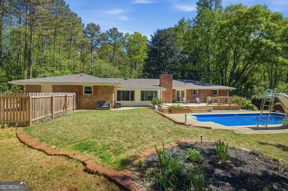 2907 Glad Dale DR SE Conyers, GA 30094