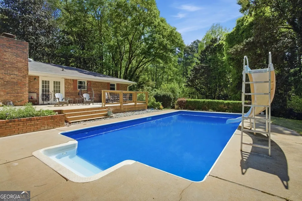 2907 Glad Dale DR SE Conyers, GA 30094