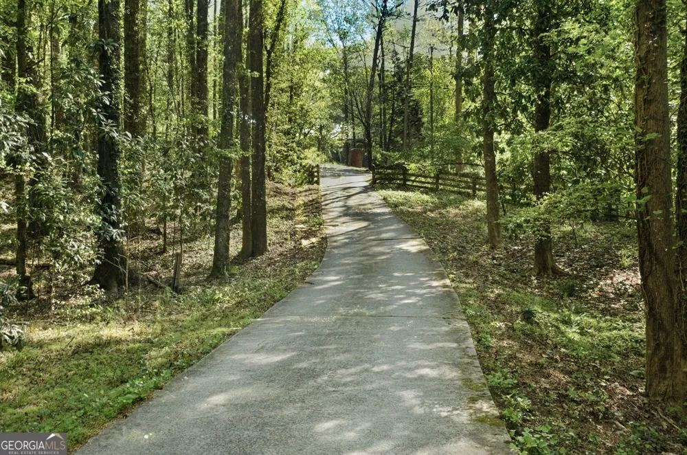 2907 Glad Dale DR SE Conyers, GA 30094