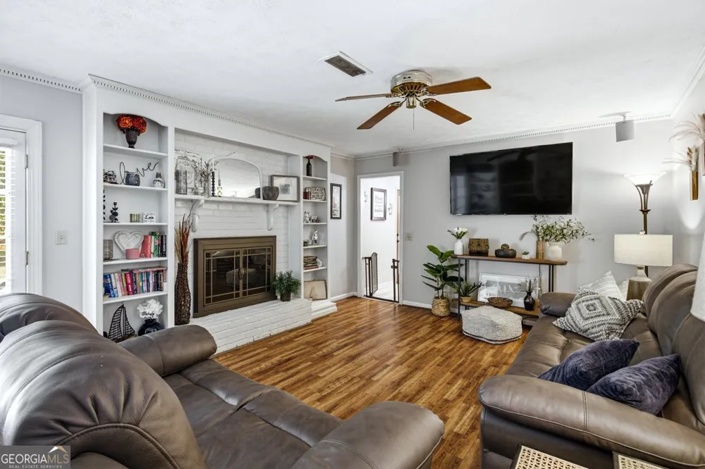2907 Glad Dale DR SE Conyers, GA 30094