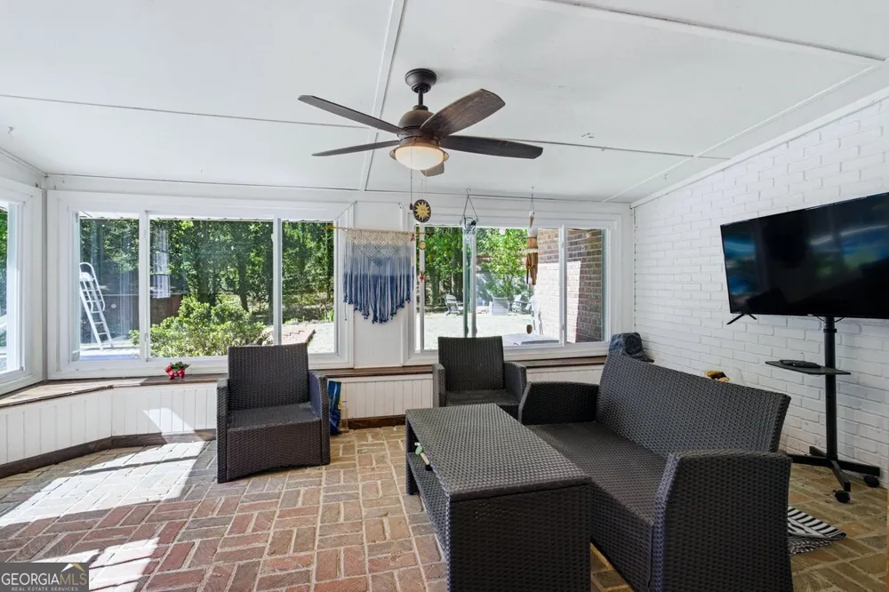 2907 Glad Dale DR SE Conyers, GA 30094
