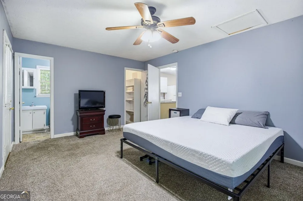 2907 Glad Dale DR SE Conyers, GA 30094