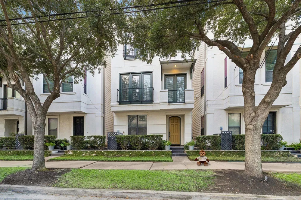 2617 Capitol Street Houston, TX 77003
