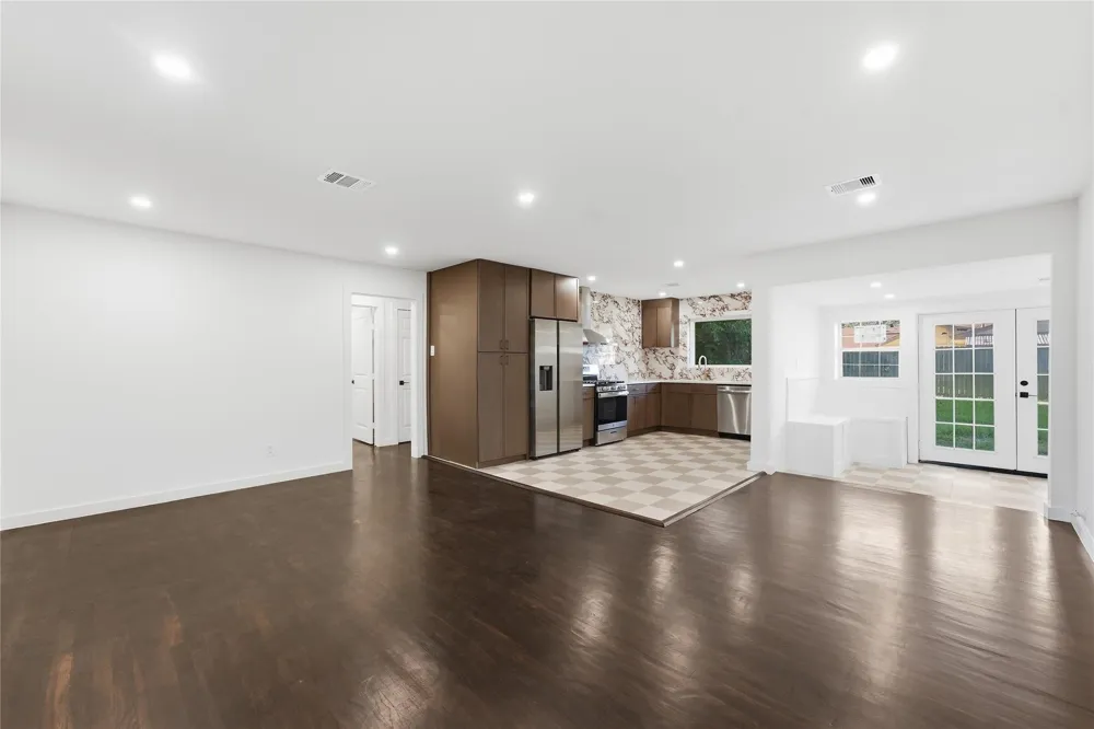 4709 Nina Lee Lane Houston, TX 77092