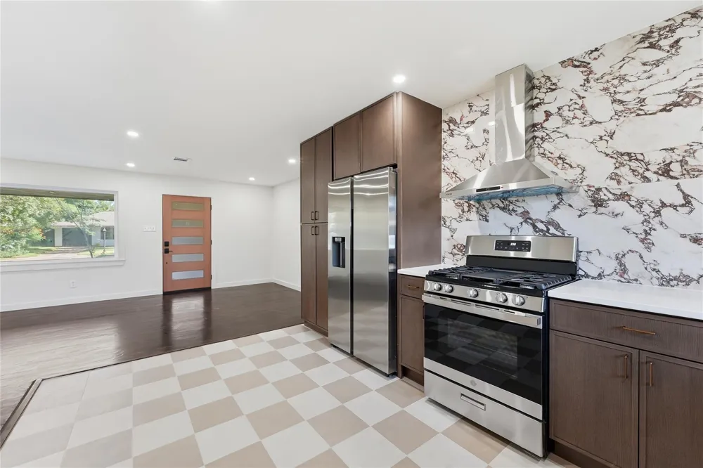 4709 Nina Lee Lane Houston, TX 77092