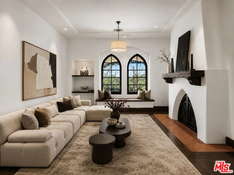 6914 Solano Verde Drive Somis, CA 93066