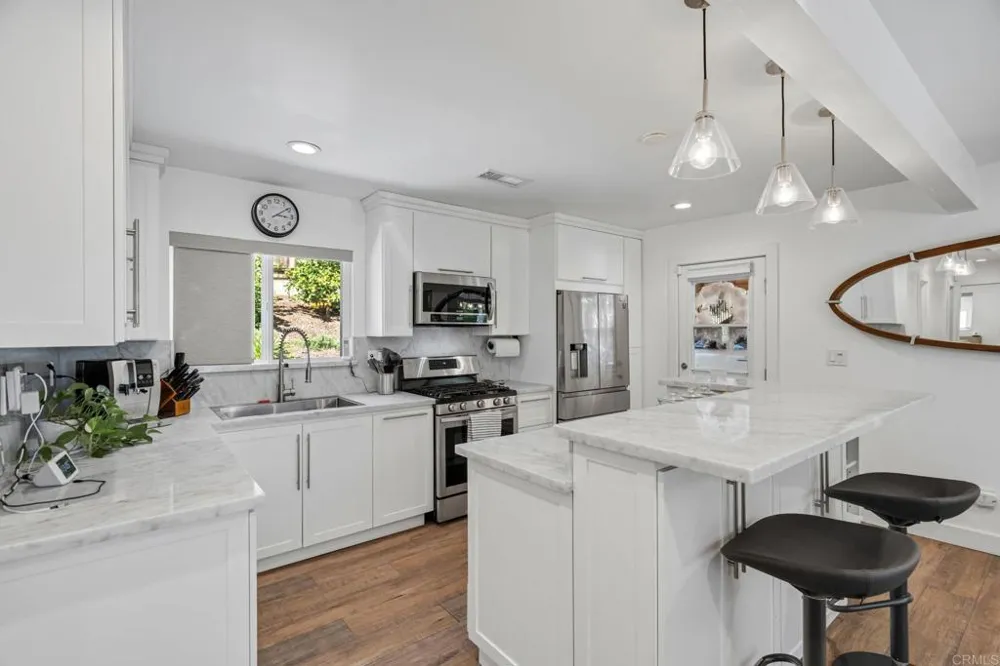 1720 Weaver Street San Diego, CA 92114