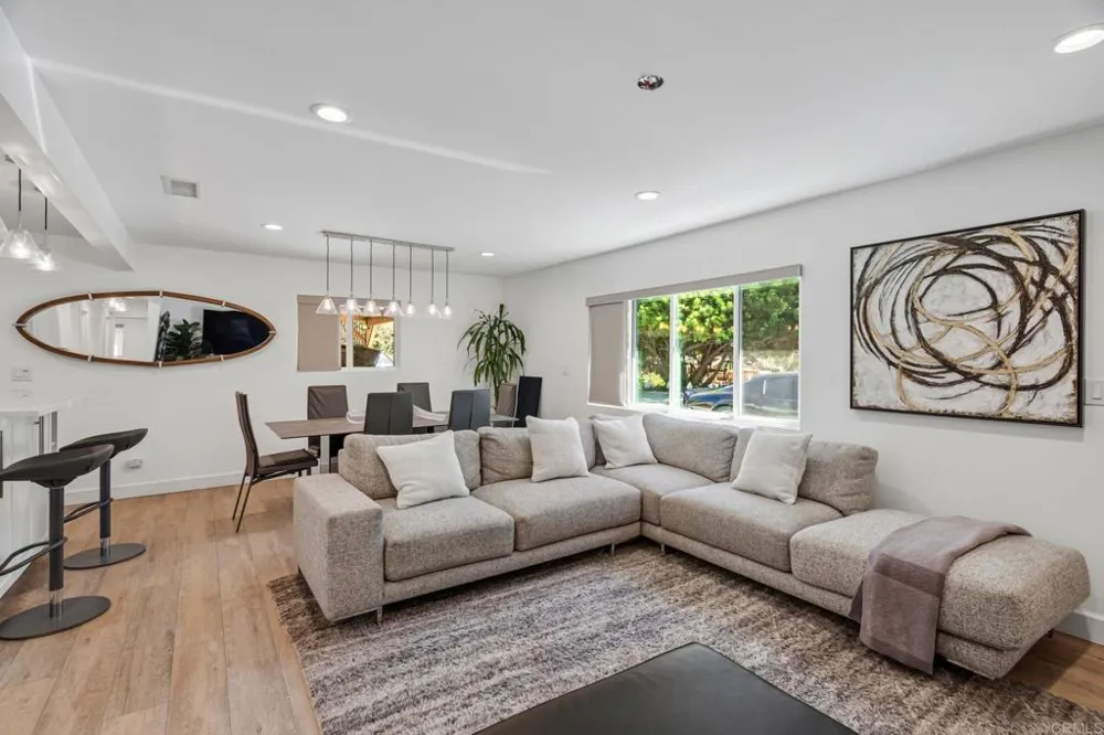 1720 Weaver Street San Diego, CA 92114