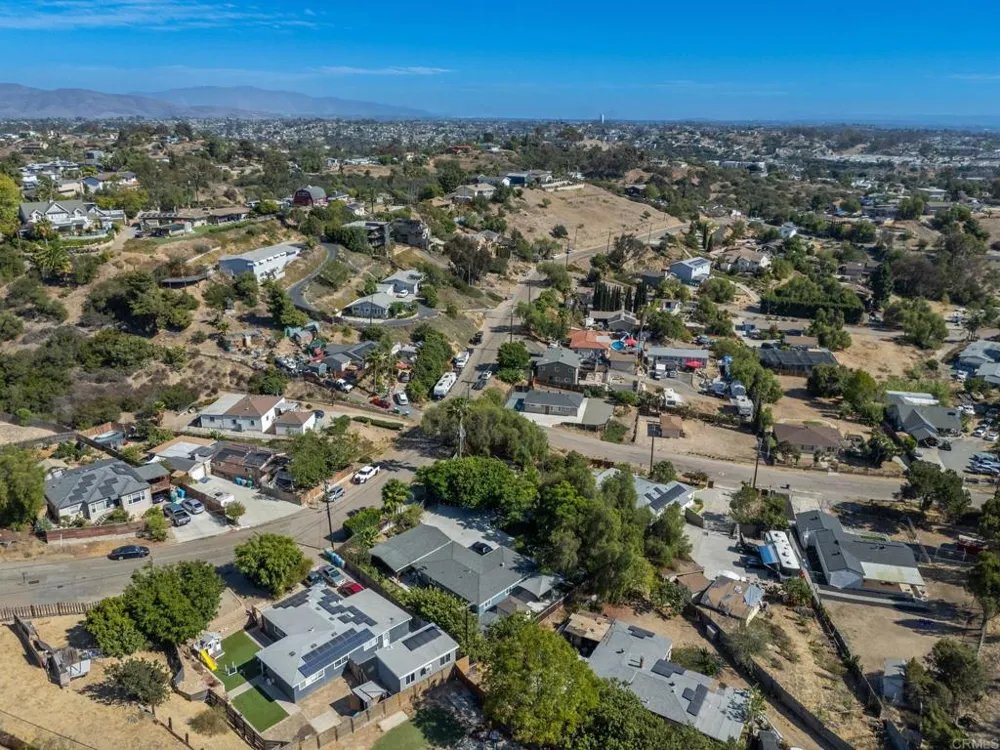 1720 Weaver Street San Diego, CA 92114