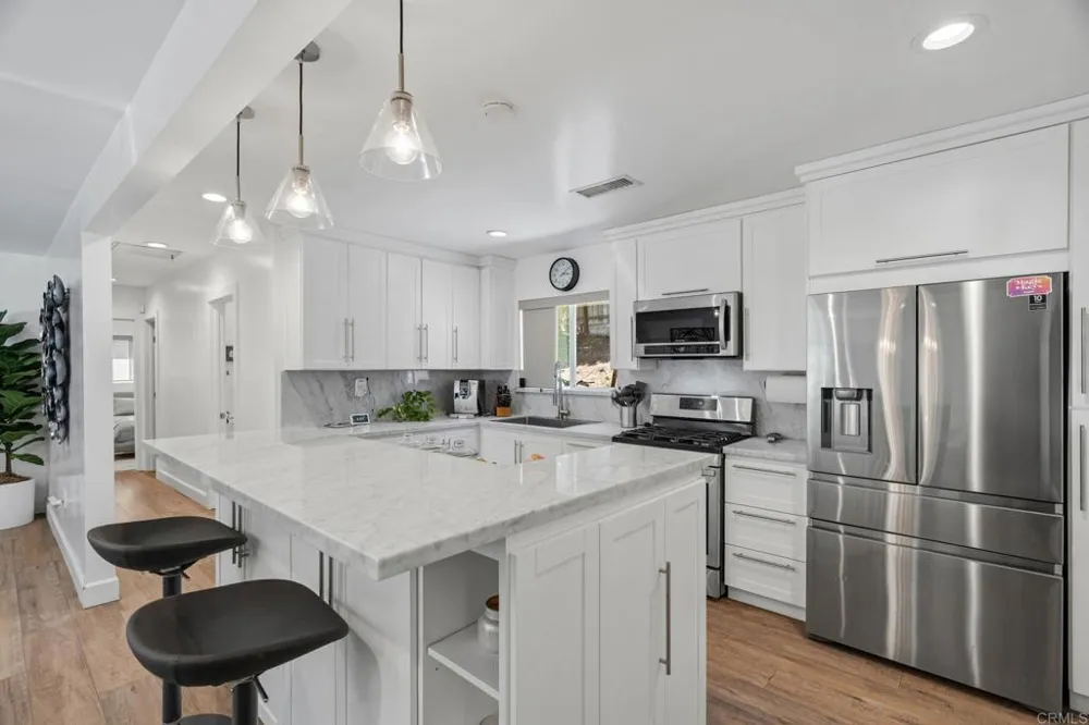 1720 Weaver Street San Diego, CA 92114