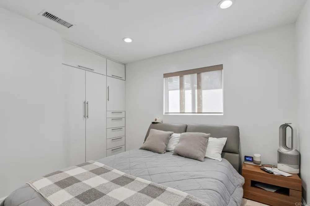 1720 Weaver Street San Diego, CA 92114