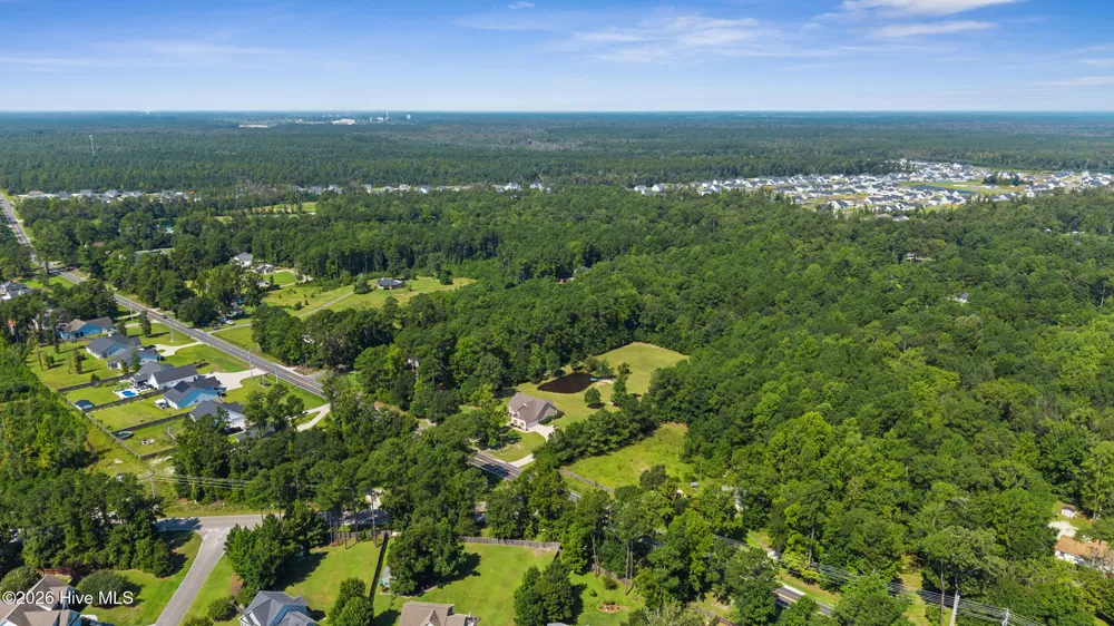 344 Island Creek Road Rocky Point, NC 28457
