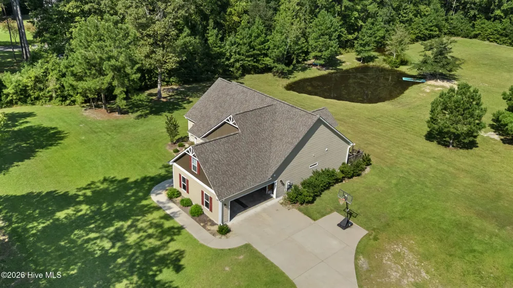 344 Island Creek Road Rocky Point, NC 28457