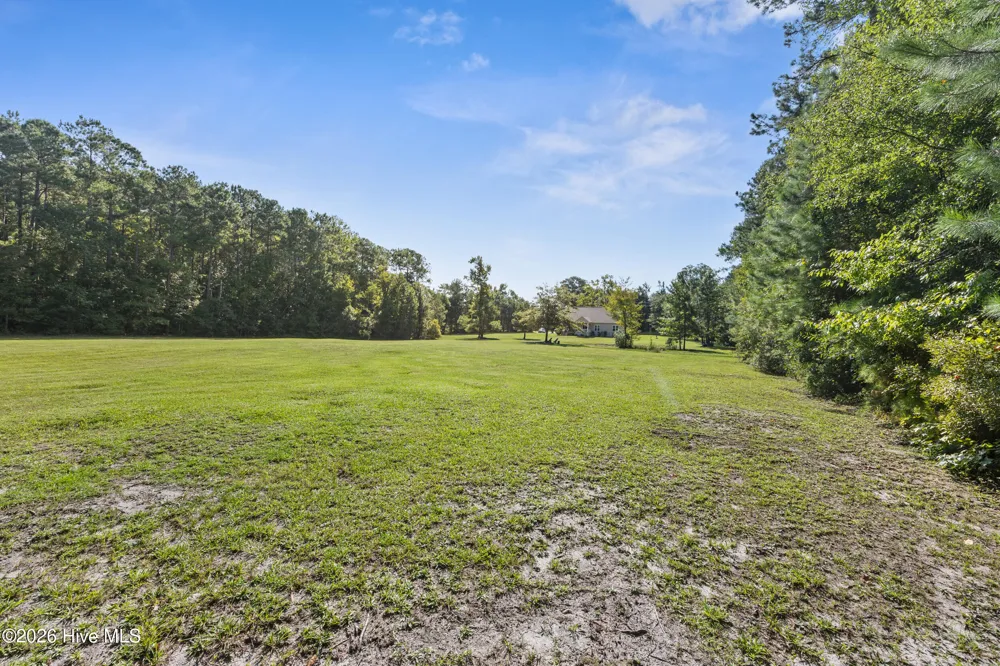 344 Island Creek Road Rocky Point, NC 28457
