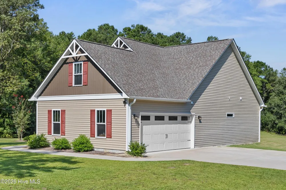 344 Island Creek Road Rocky Point, NC 28457