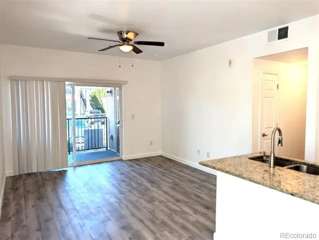 1614 Granby Way #103 Aurora, CO 80011