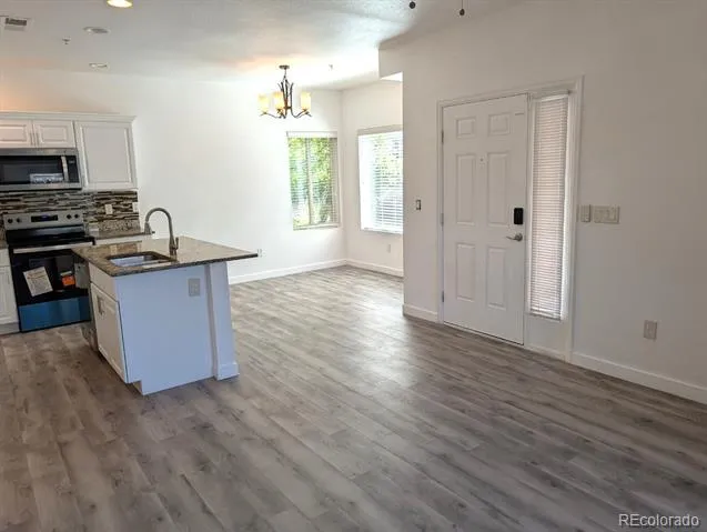 1614 Granby Way #103 Aurora, CO 80011