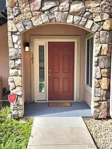 1614 Granby Way #103 Aurora, CO 80011