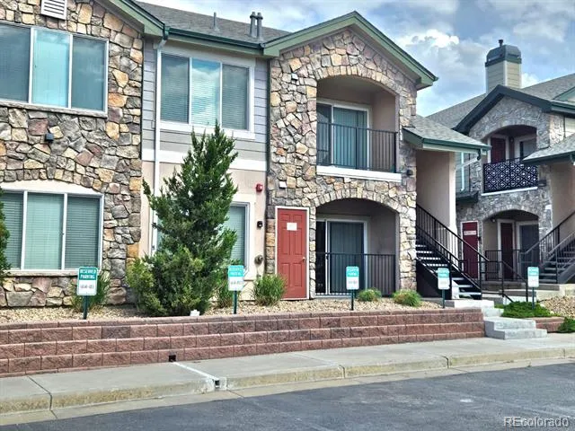 1614 Granby Way #103 Aurora, CO 80011