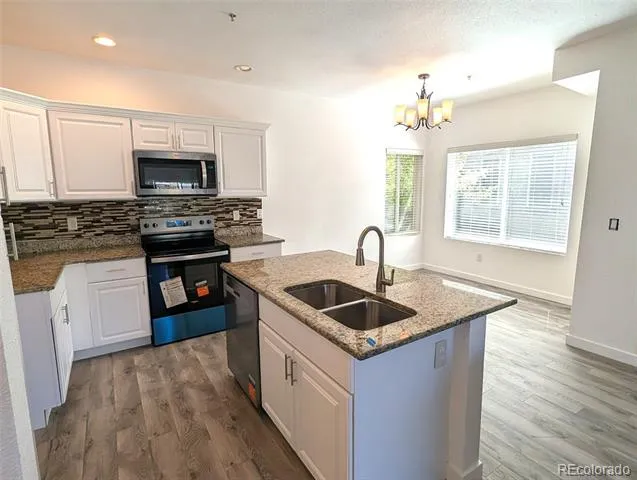 1614 Granby Way #103 Aurora, CO 80011